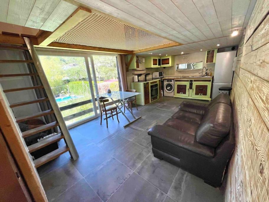 La Tiny House De Chaparon Lathuile Exterior foto
