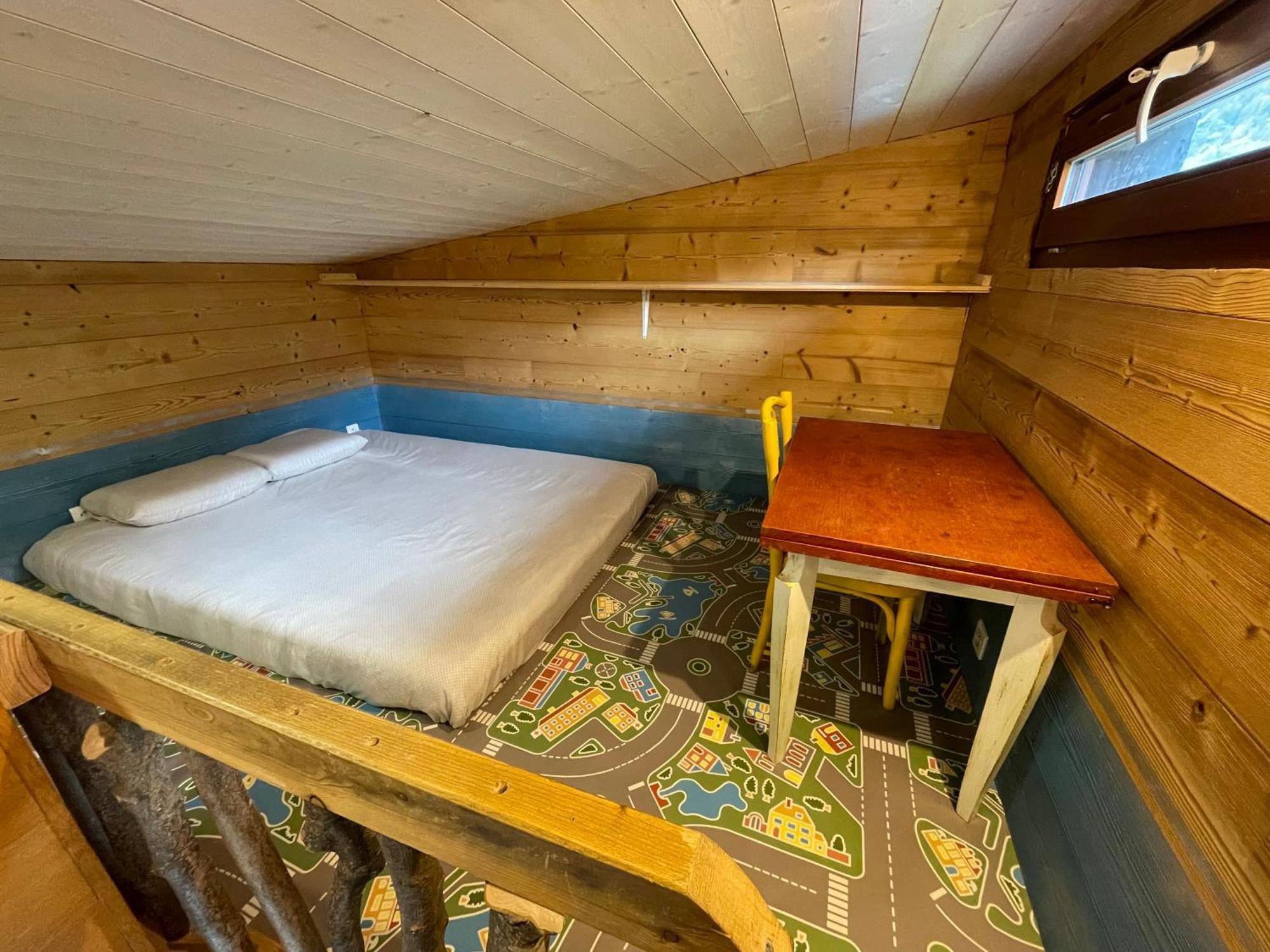 La Tiny House De Chaparon Lathuile Exterior foto